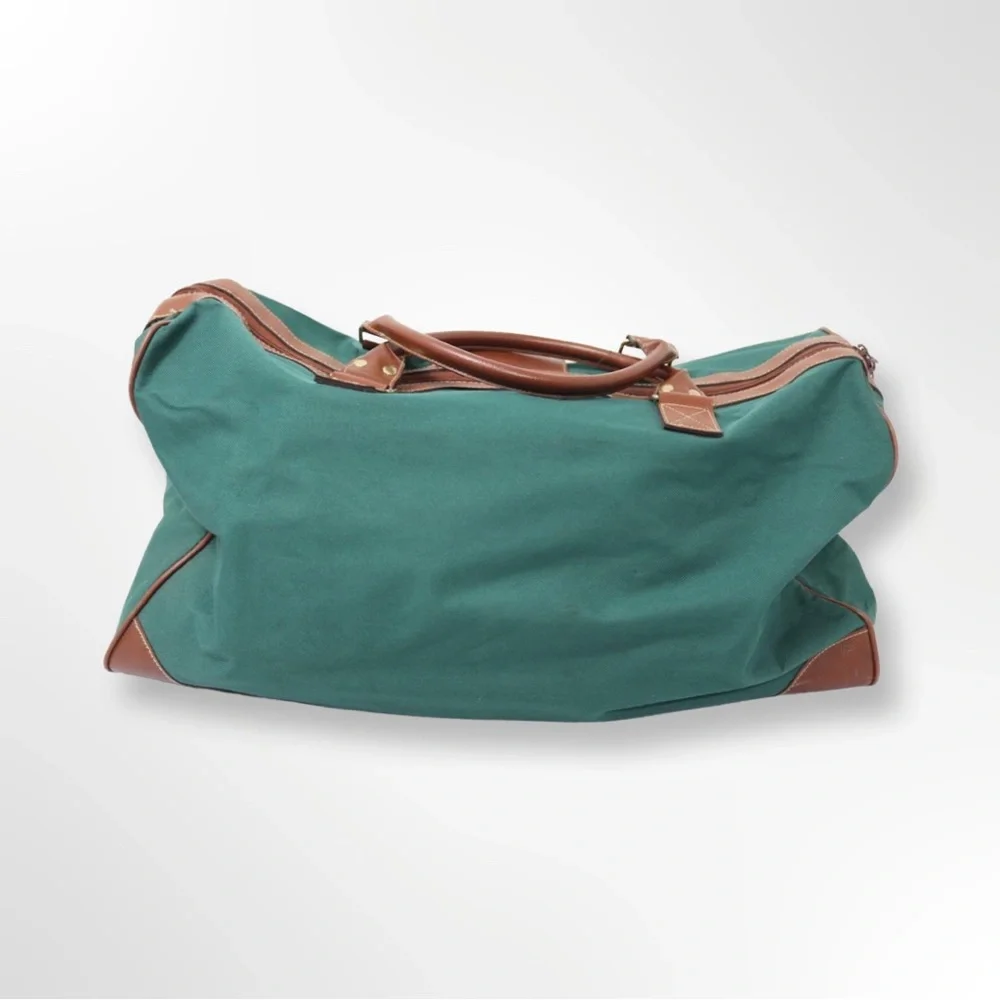 Unisex Pair of Green Ralph Lauren Travel Bags Used